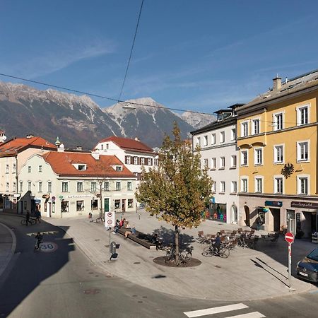 Riesiges Zentrales Apartment Mit Parkplatz Innsbruck Exterior photo
